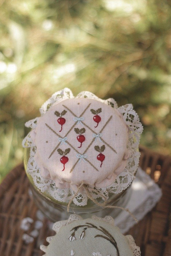 Producto - Bonnets Bordados "Benjamin's Garden" - 3