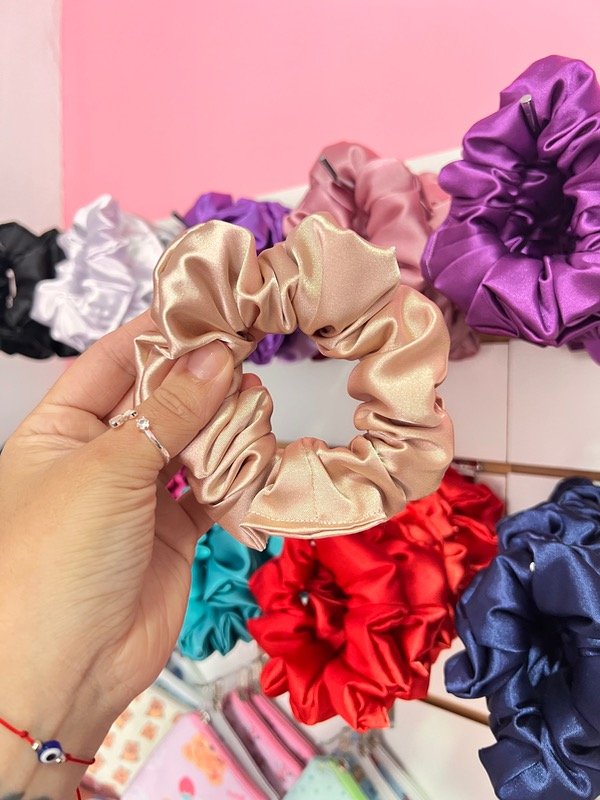 Producto - SCRUNCHIE SATÉN BEIGE