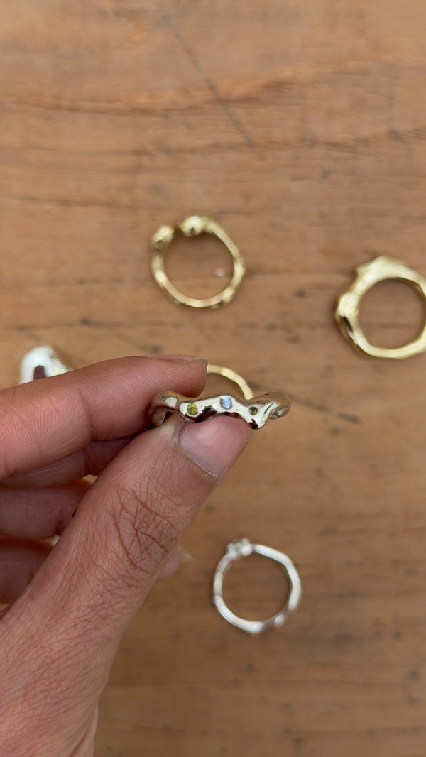 Producto - Anillo orgánico tres piedra alpaca - 3