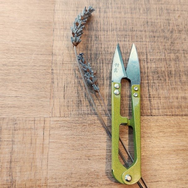 Producto - Tijera cortahilachas