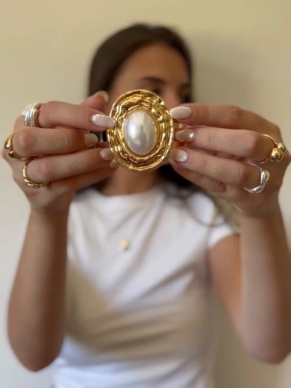 Producto - ESCLAVA ABIERTA DORADA CON PERLA 4091