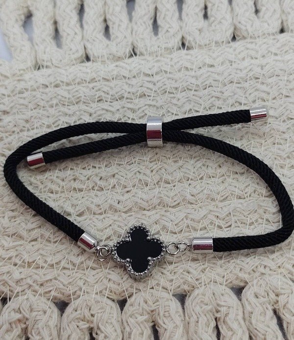 Producto - Pulsera de cordon negro