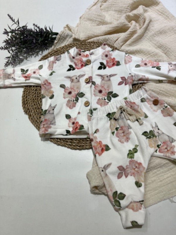 Producto - Set BC plush conejito flores salmon