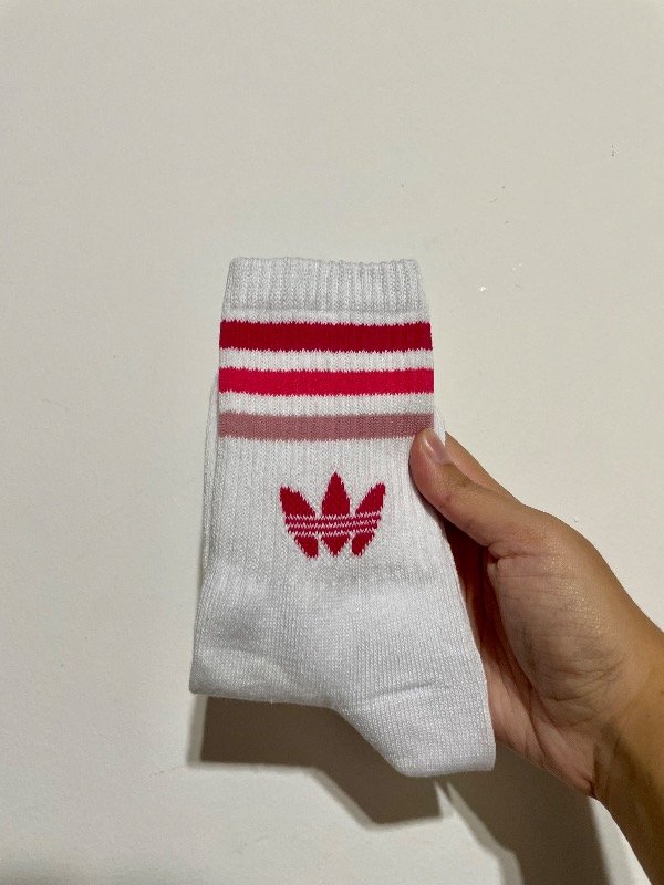 Tenis adulto Adidas lineas degrade fucsia