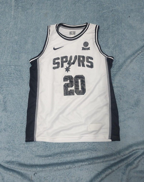 Producto - MUSCULOSA NBA SPURS GINOBILI