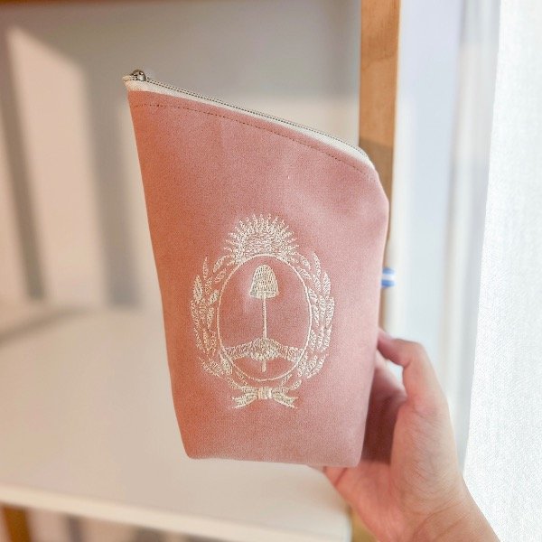 Producto - Yerbera rosa - Escudo Nacional