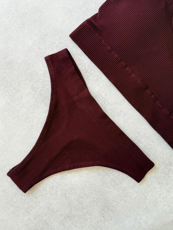 Producto - Set CLARISA (bordo)