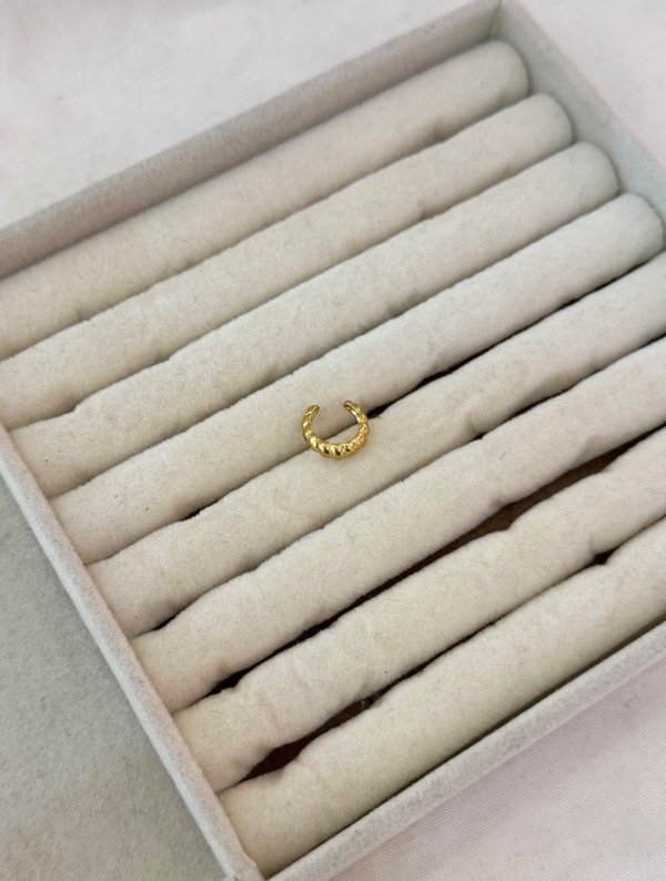 Producto - Cuff acero dorado Cris