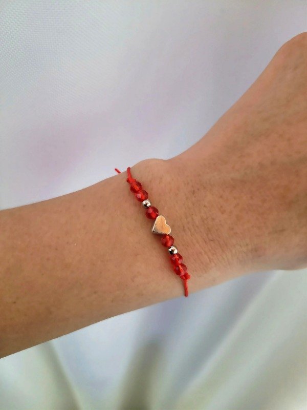 Producto - Pulsera hilo rojo corazon con bolitas - Bijou