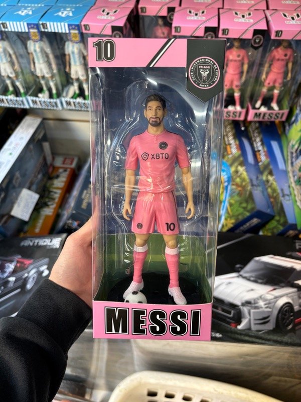 Producto - MUÑECO MESSI INTER MIAMI