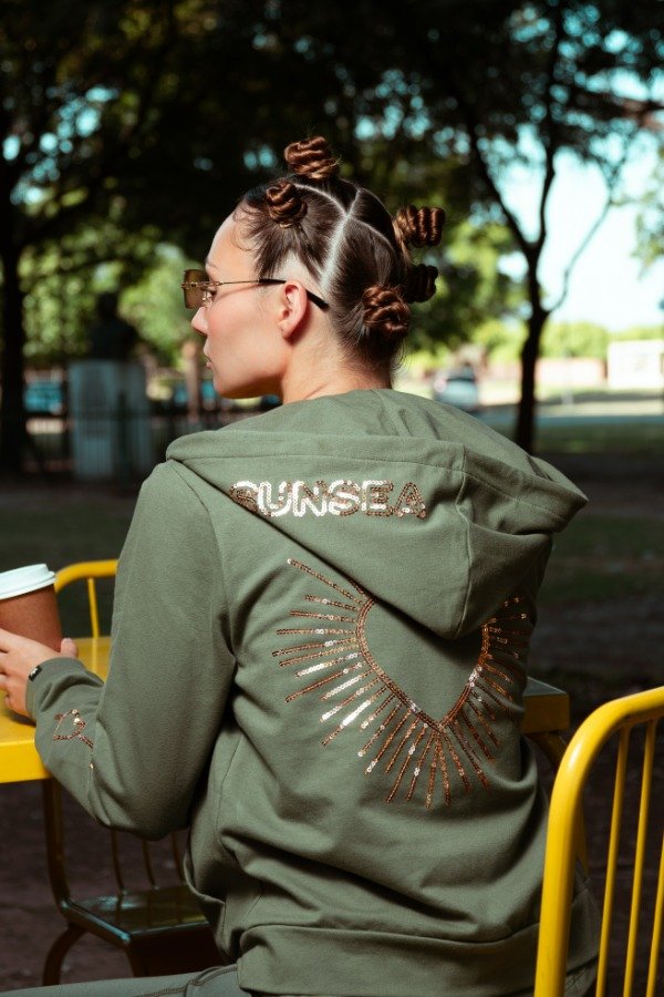 Producto - Campera verde con lentejuelas