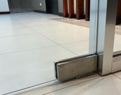 Producto - Kit freno de puertas SIN EXCAVACIÓN