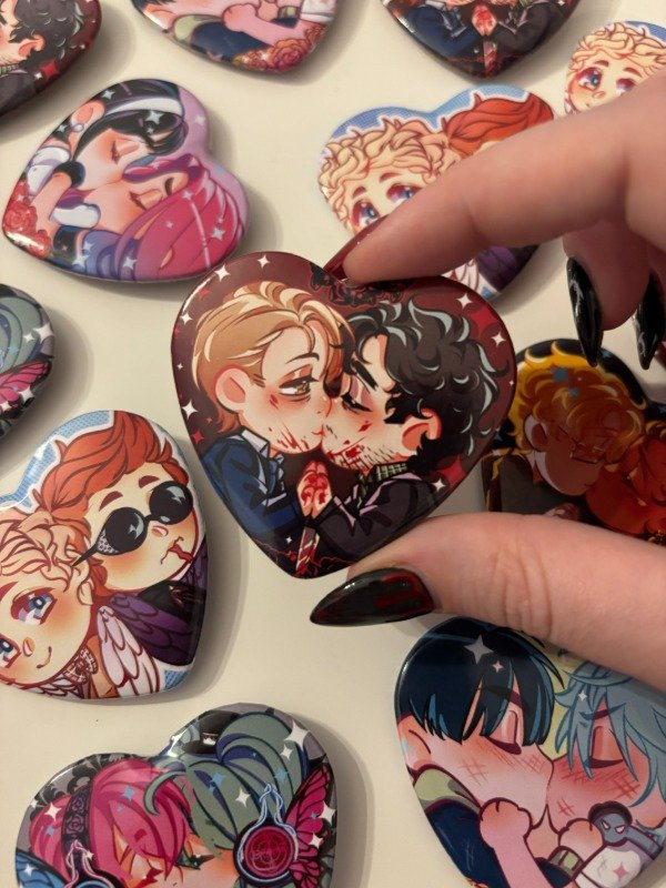 Producto - Pin Corazon Hannibal