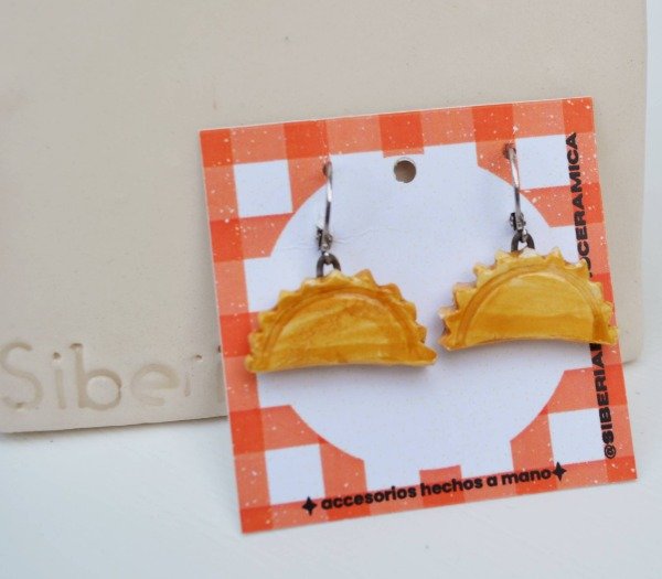 Producto - Aros colgantes empanada - By Siberia