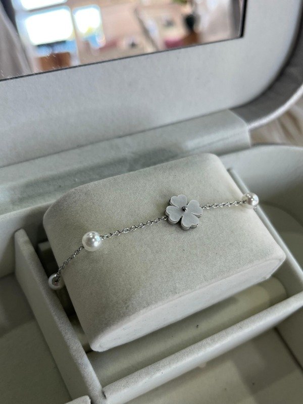 Producto - Pulsera c/ flor plateada