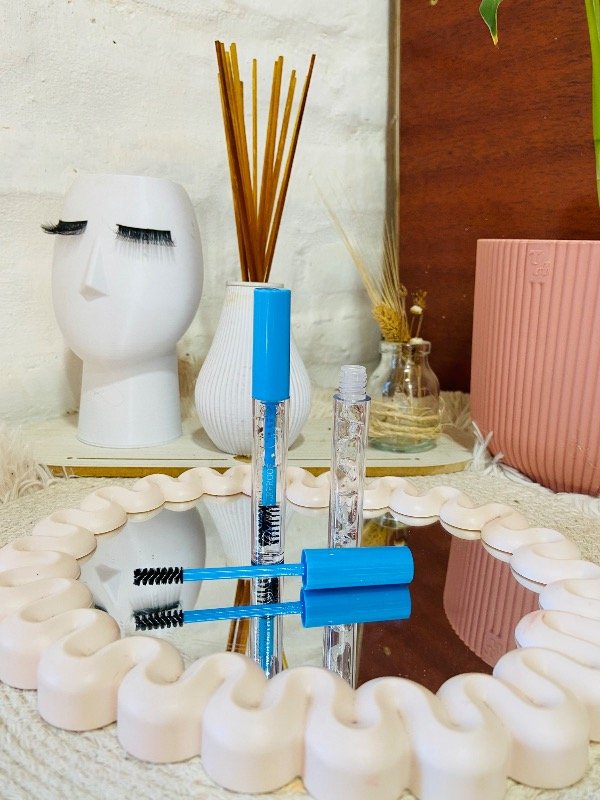 Producto - Mascara de Pestañas Transparente