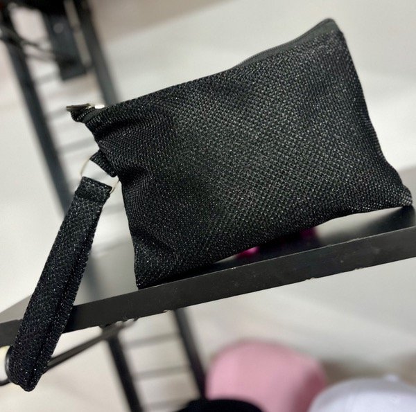 Producto - Sobre brilloso negro