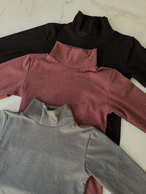 Producto - Polera larga darlom (gruesa)