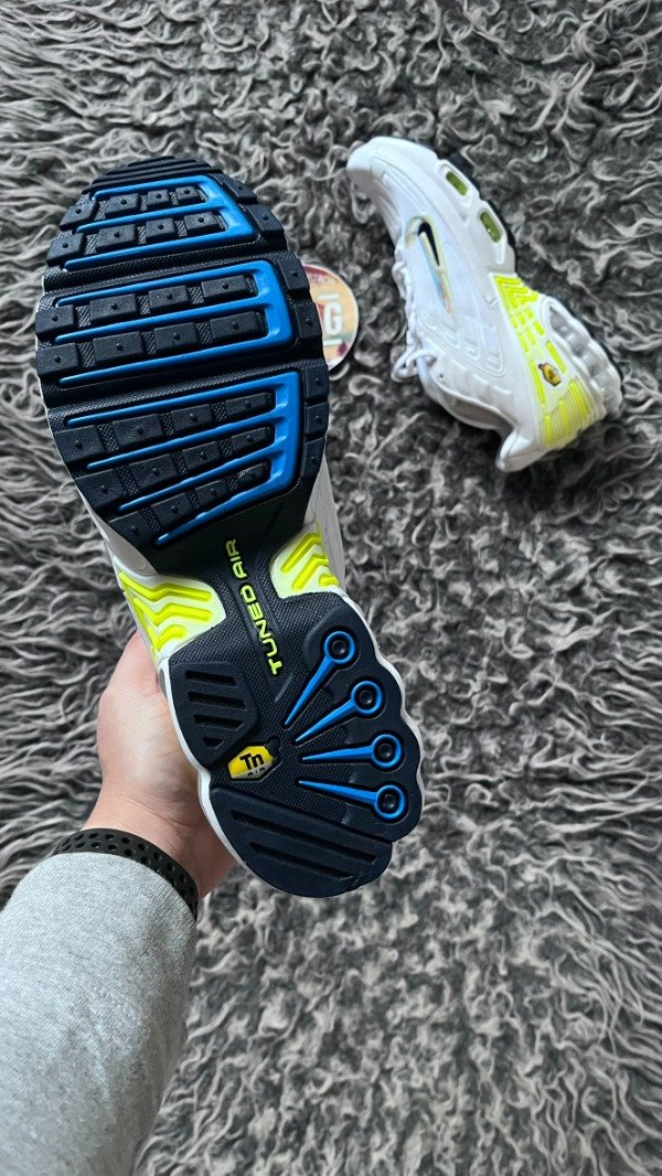 Producto - AIR MAX TN PLUS III 3D SWOOSH WHITE VOLT - 4