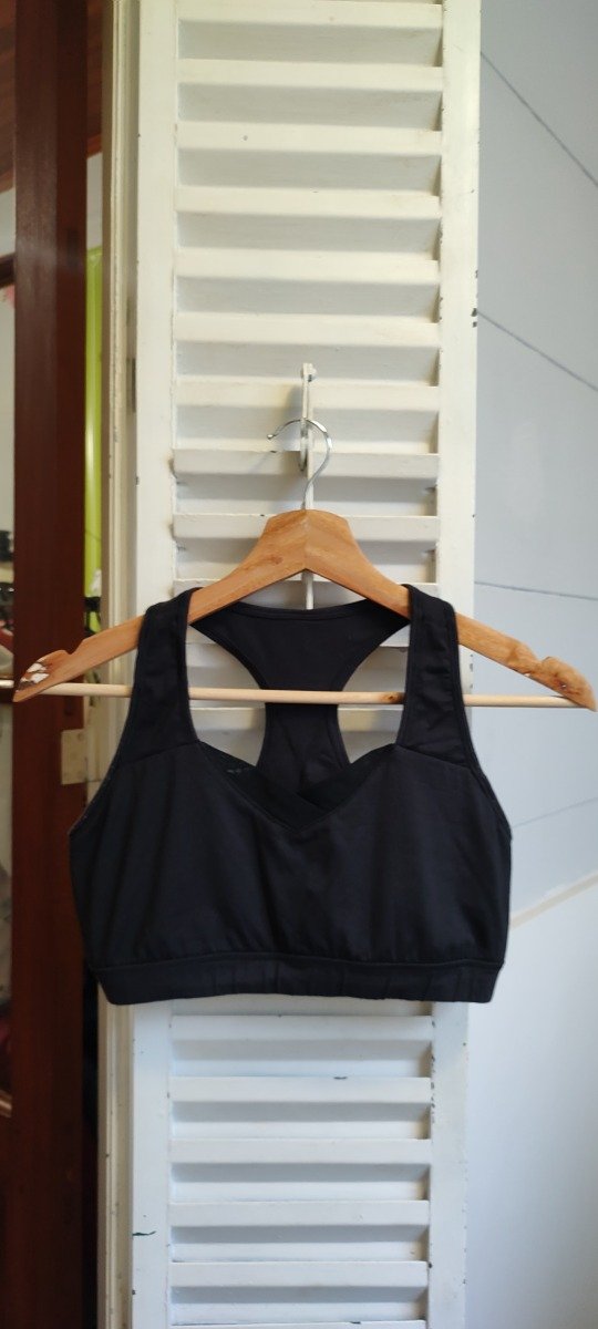 Producto - Top negro deportivo, talle M