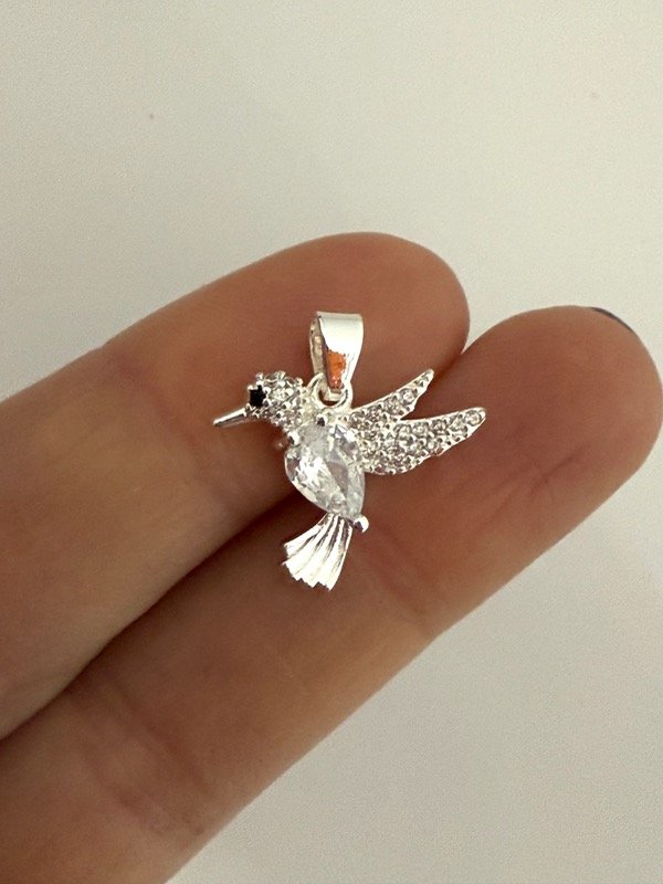 Producto - DB636 Dije colibrí cubik cristal y micropave acero blanco 1 cm