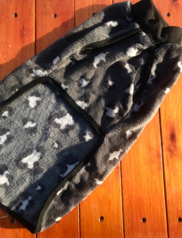 Producto - GRIS MANCHAS