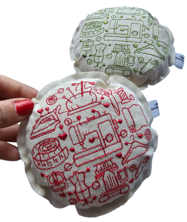 Producto - Alfiletero bordado diseño (rojo)