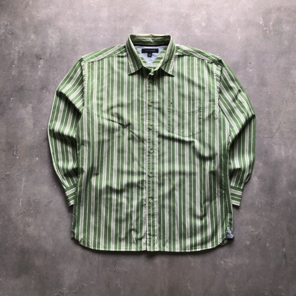 Producto - SHIRT TOMMY HILFIGER GREEN (L)