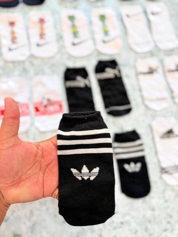 Producto - Adidas negro