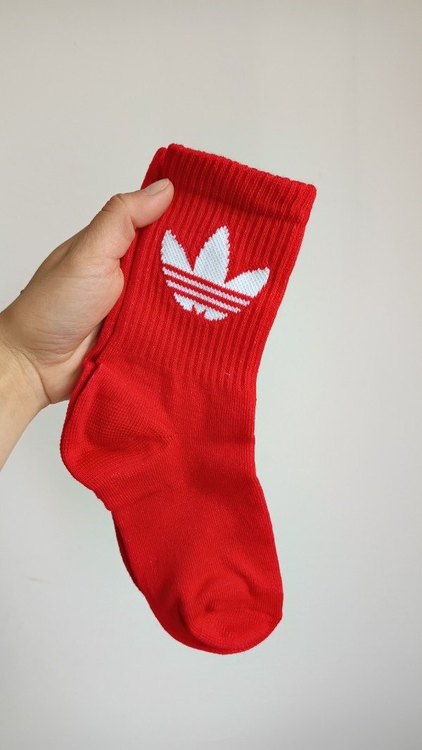 Producto - Adidas rojas,logo blanco