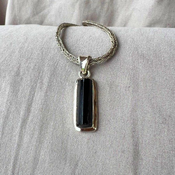 Producto - DIJE TURMALINA NEGRA
