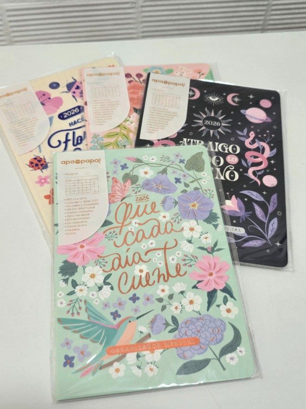 Producto - organizador mensual cosido