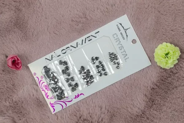 Producto - CRISTAL CORAZON TRANSPARENTE NEGRO