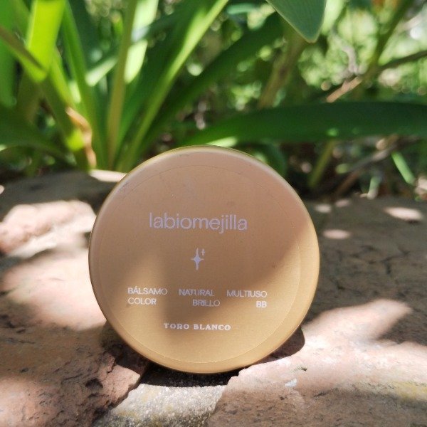 Producto - Labiomejilla Toro Blanco