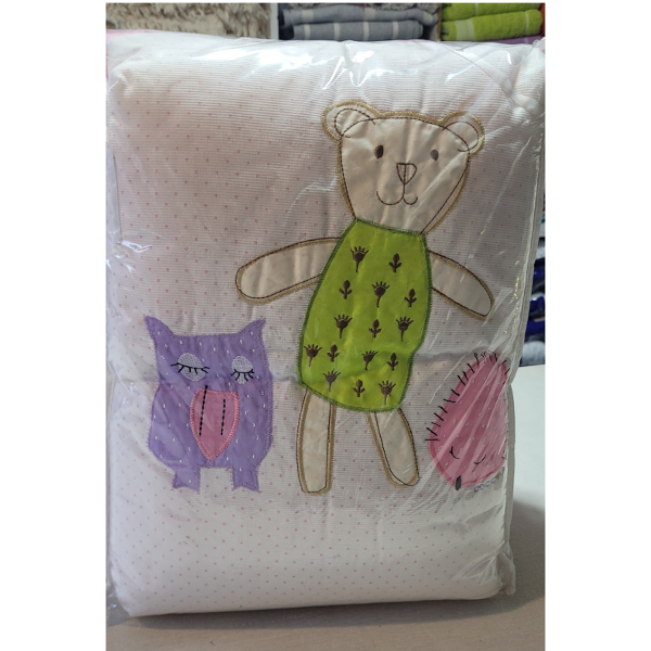 Producto - Acolchado para cuna pique bordado estampado