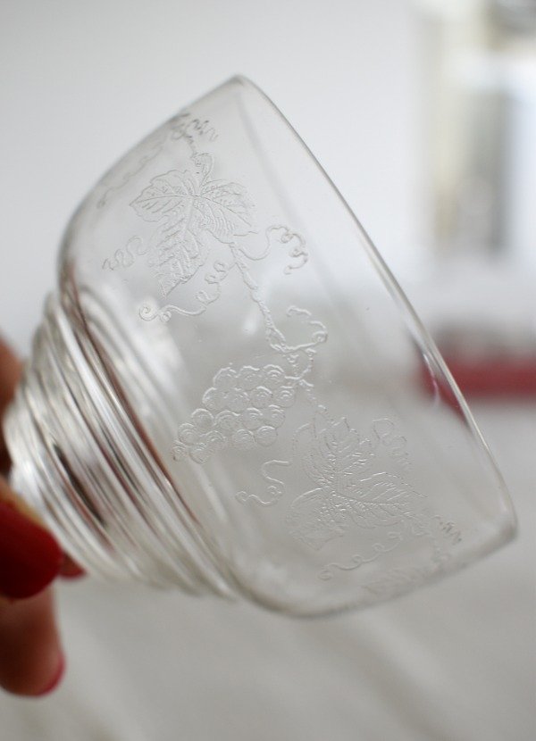 Producto - Set de 3 copas de cristal con grabado de racimo de uvas - 2