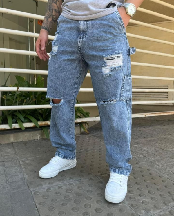 Producto - Jean mom carpintero con roturas