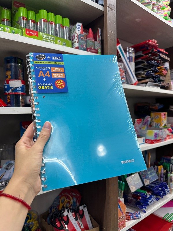 Producto - Cuaderno A4 Neon Celeste Rayado + BOLIGRAFO GRATIS