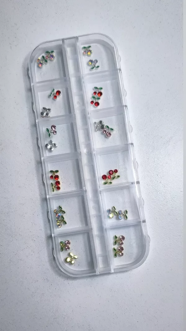 Producto - Apliques mini cerezas por 24 dijes