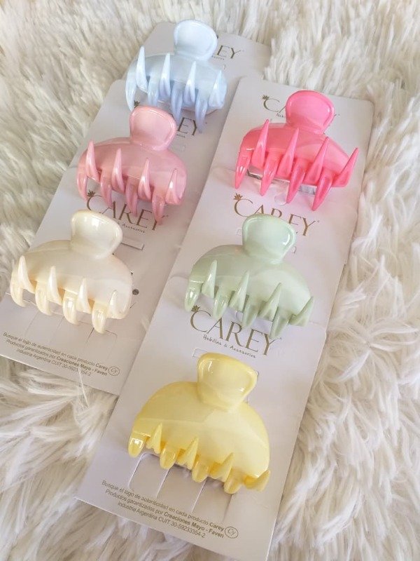 Producto - CAREY 6063 Broche pastel Bombé mediano. (el par)
