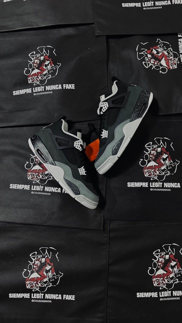 Producto - Jordan Retro 4 Fear