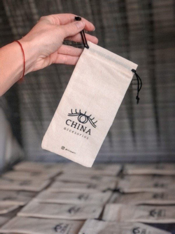 Producto - Porta anteojos 9x17