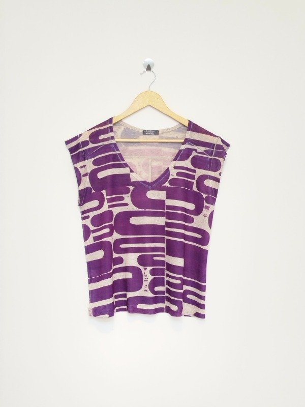 Producto - Musculosa CHISPA -estampa Galería en violeta- - 0