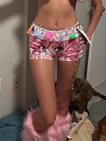Producto - Short anime rosa