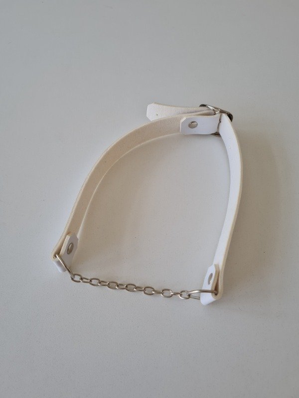 Producto - Mordaza de ecocuero con cadena