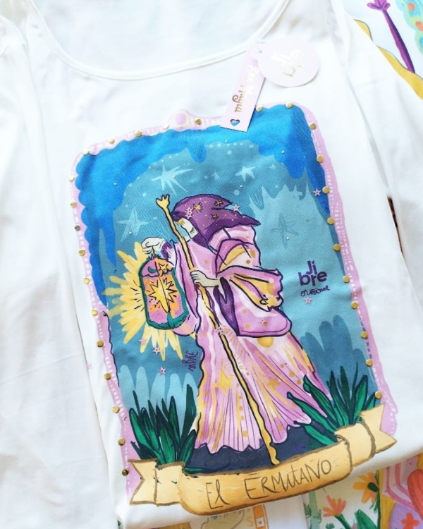 Producto - Remera TAROT " EL ERMITAÑO"