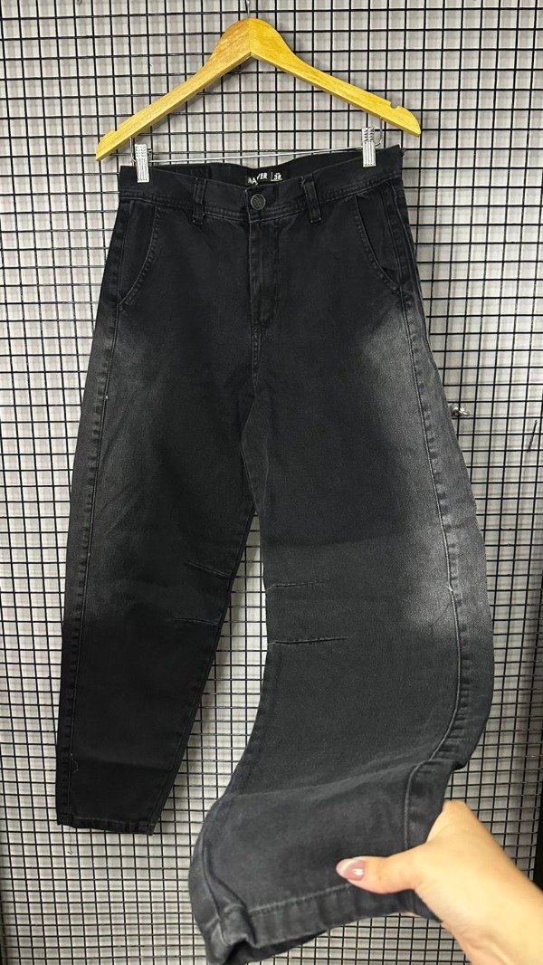 Producto - JEANS BAGGY NEGRO GASTADO