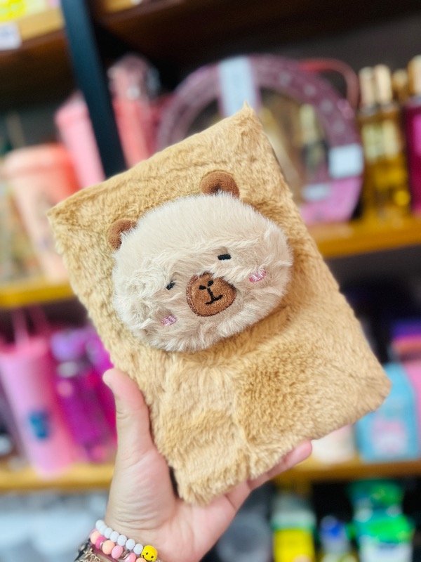 Producto - Cuaderno de peluche capibara