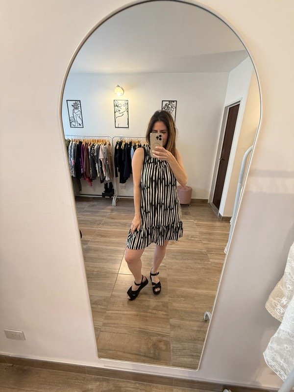 Producto - Vestido corto Sara blanco y negro