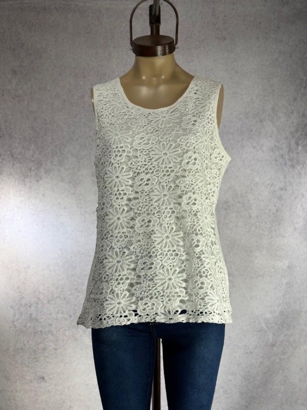 Producto - MUSCULOSA BRODERIE FORRADA IMPORTADA